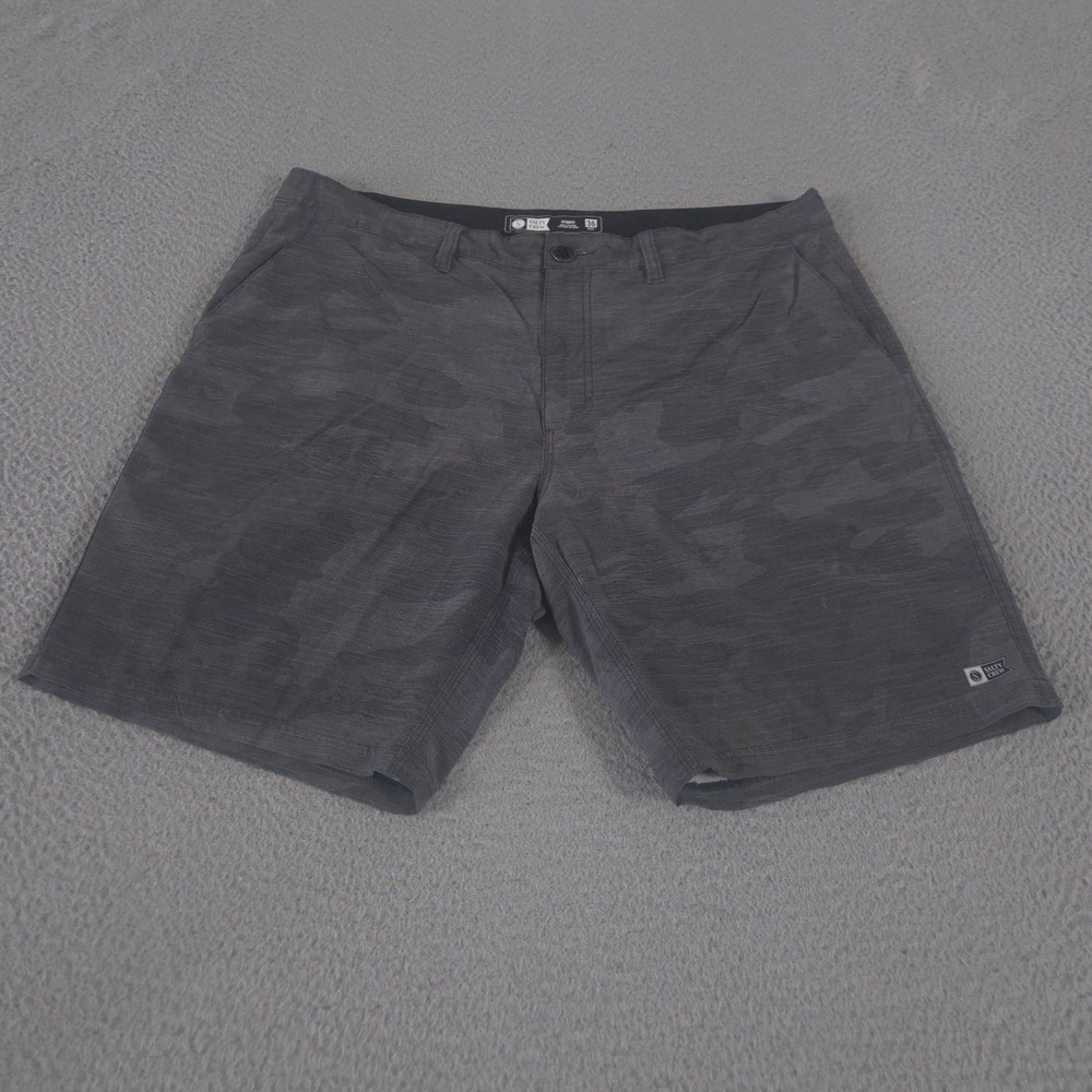 Salty Crew Shorts Mens 36 Gray Hybrid Camo Stretch Quick Dry Fishing Board Beach